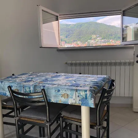 Arimand House Appartamento La Spezia